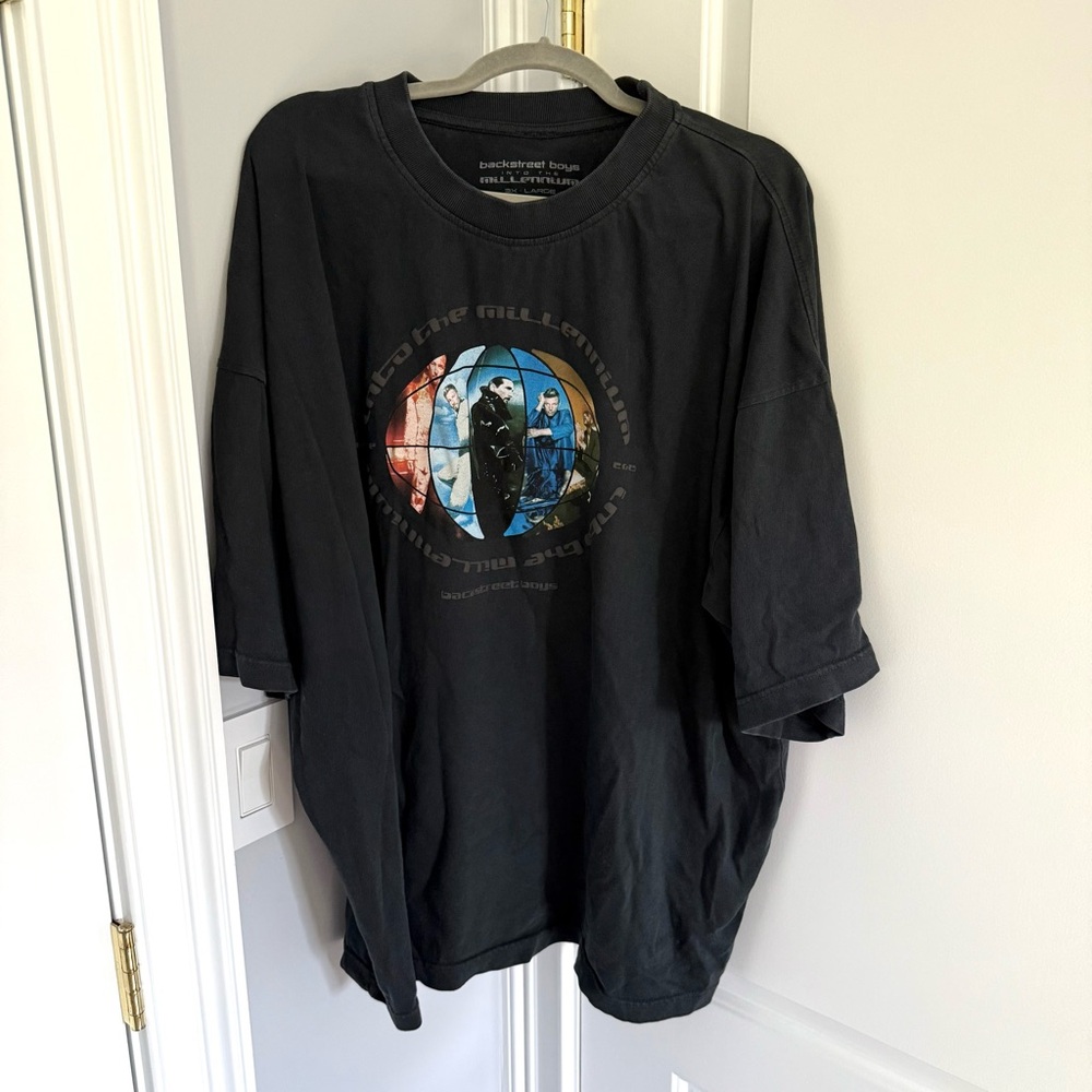Backstreet Boys Sphere Tee